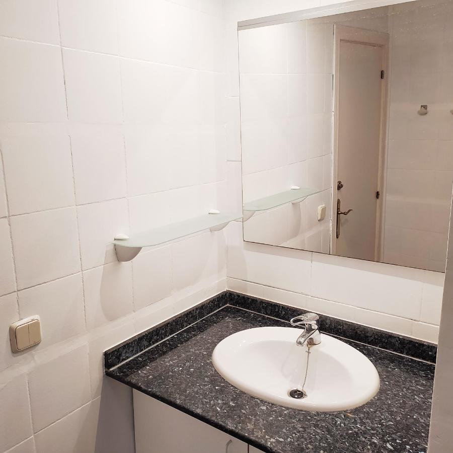 Апартаменти Apartamento Barcelona 10 Салоу Екстер'єр фото